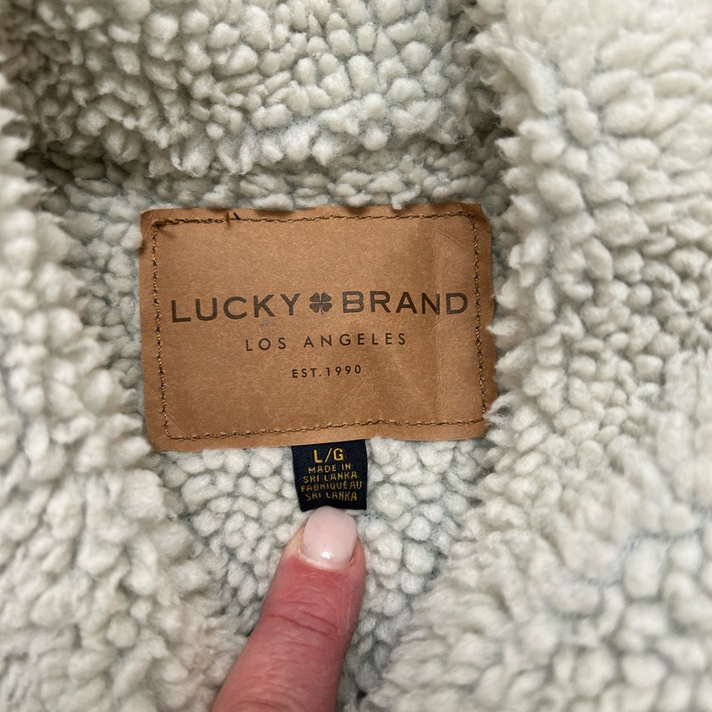 NWT Women’s Lucky Brand Tomboy Sherpa Lined Denim Jacket Large Retail: $119 - Picture 5 of 9